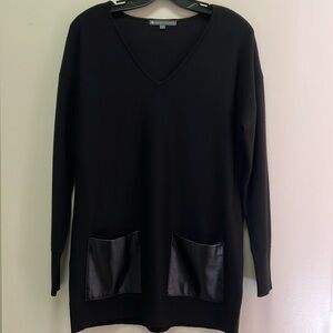 EUC Elliott Lauren Fine Gauge V Neck Tunic Sweater Size: Small